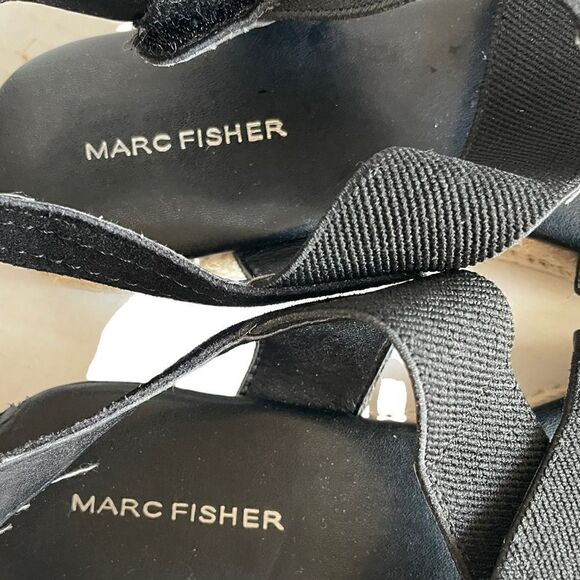 Black Sandals by Marc Fisher, Size 10 - Picture 3 of 8